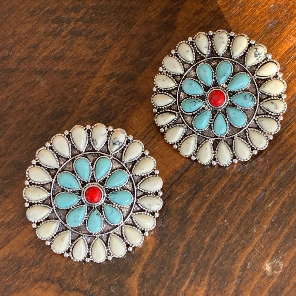 Western Flower Cluster Work Concho Style Earrings, Turquoise Blue White Red